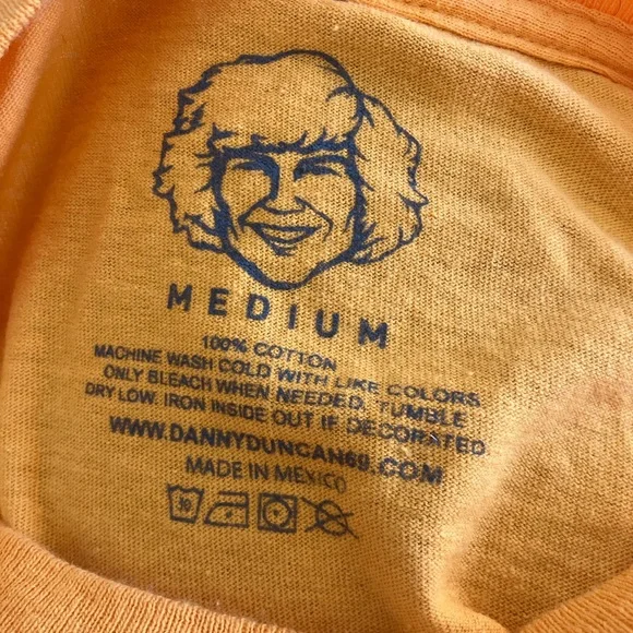 Virginity Rocks T-Shirt - Picture 3 of 3